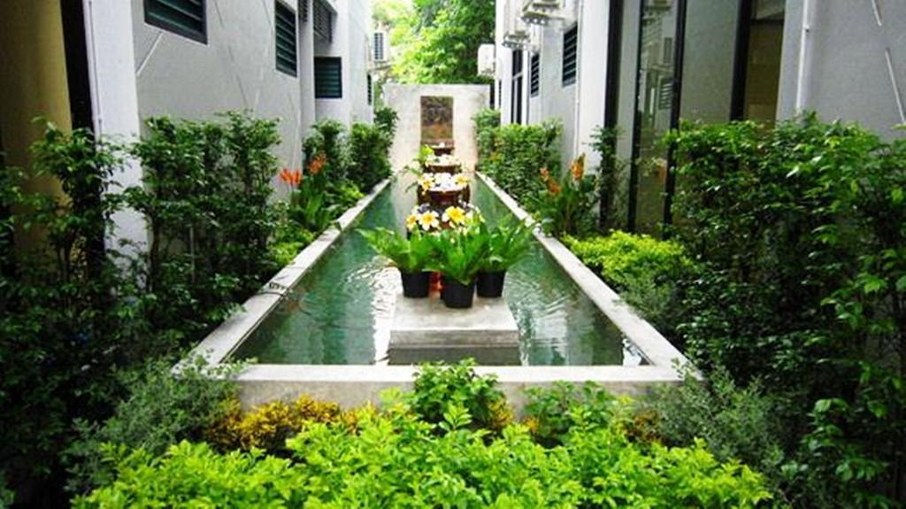 Centana Apartment Bangkok Exterior photo