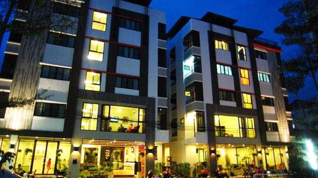 Centana Apartment Bangkok Exterior photo